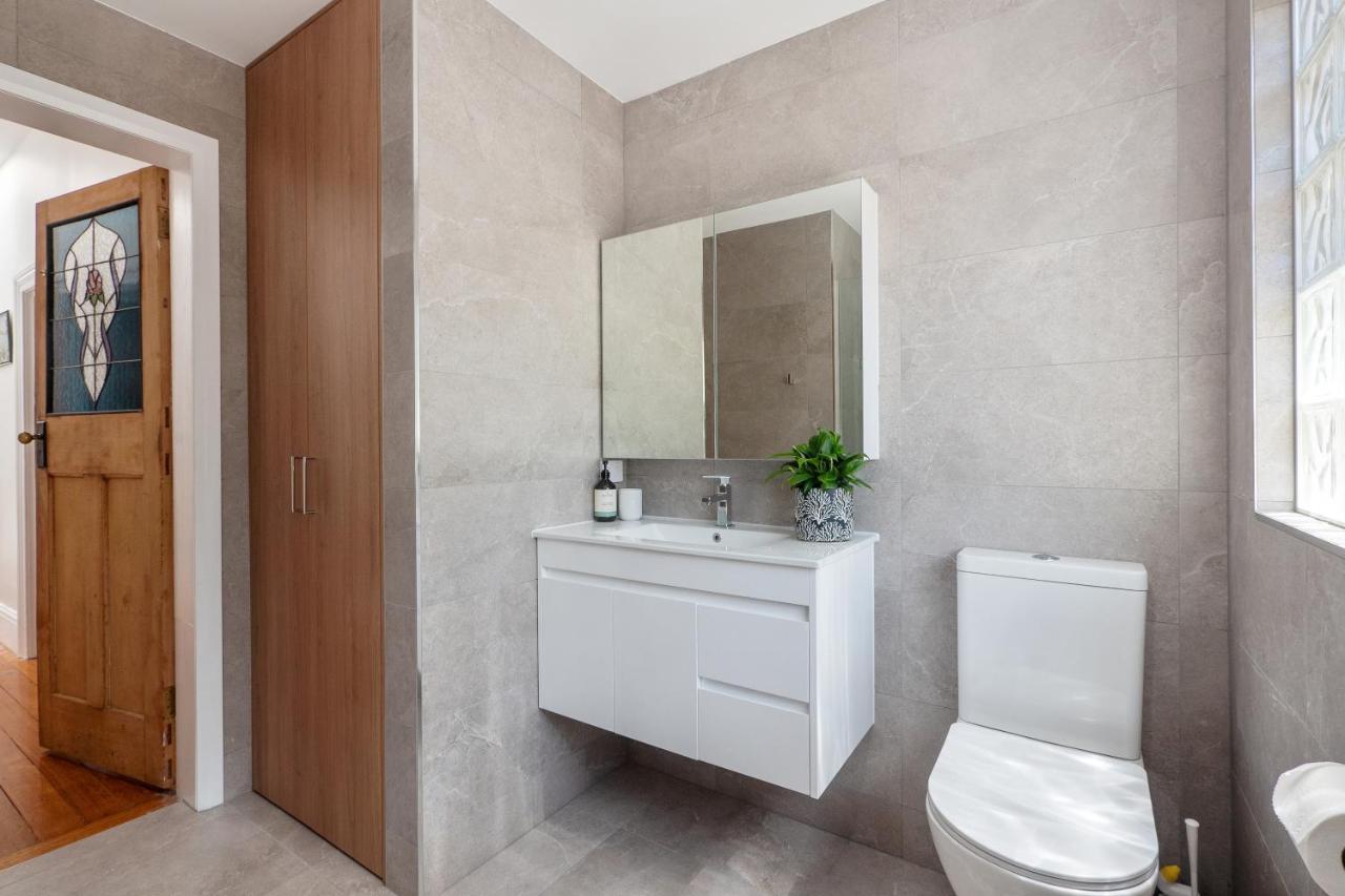Warwick St Retreat! 3 Bedroom House With Parking هوبارت المظهر الخارجي الصورة
